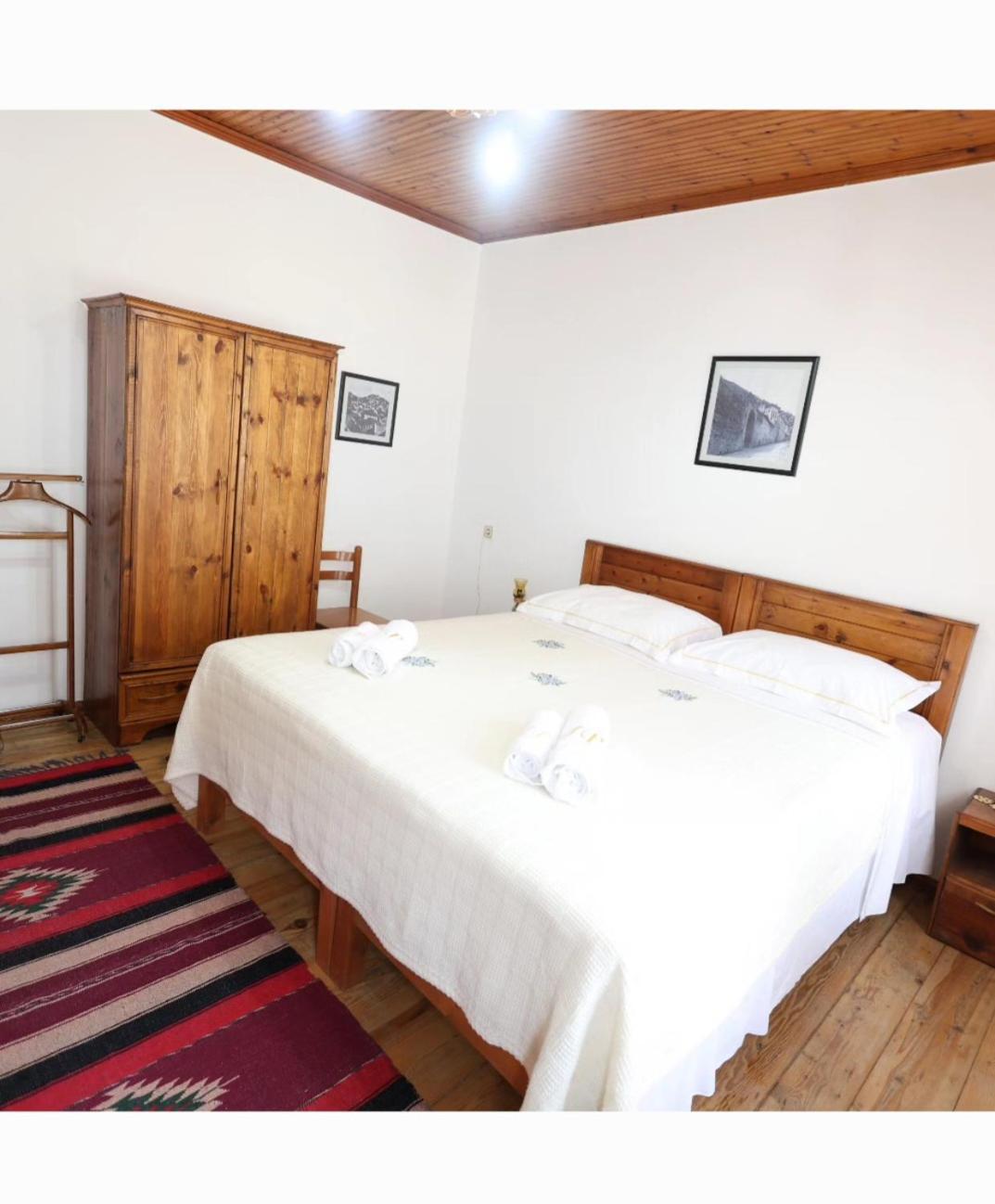 Guest House J.Prifti ベラト エクステリア 写真