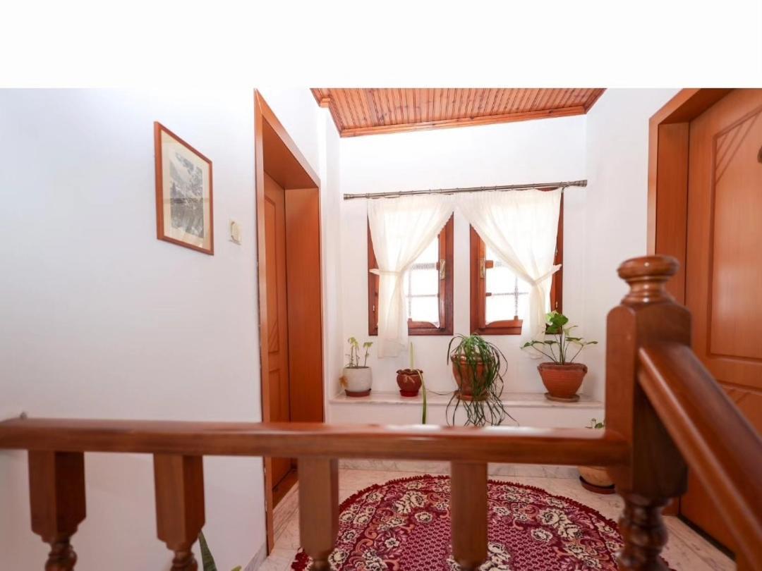 Guest House J.Prifti ベラト エクステリア 写真