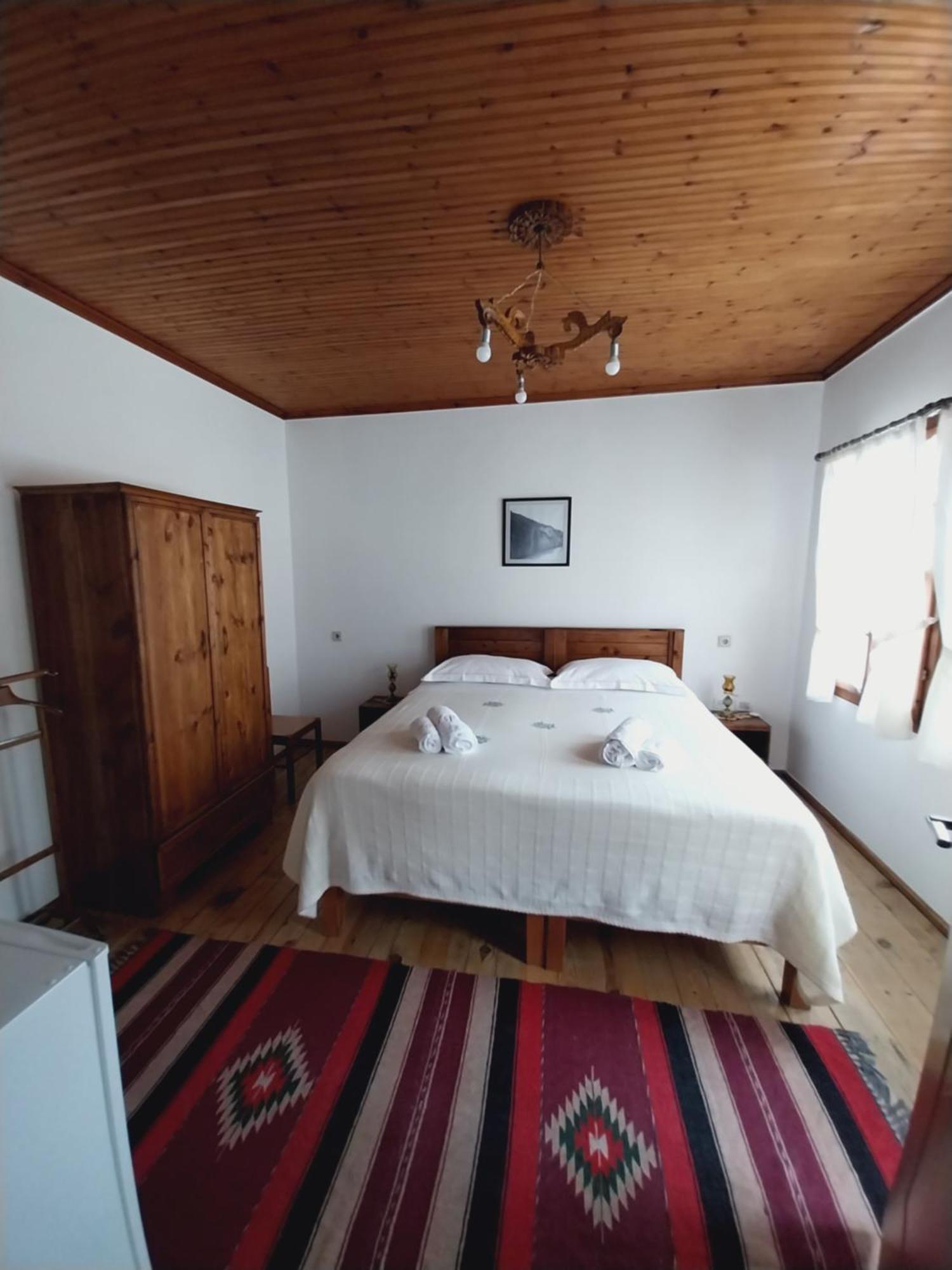 Guest House J.Prifti ベラト エクステリア 写真