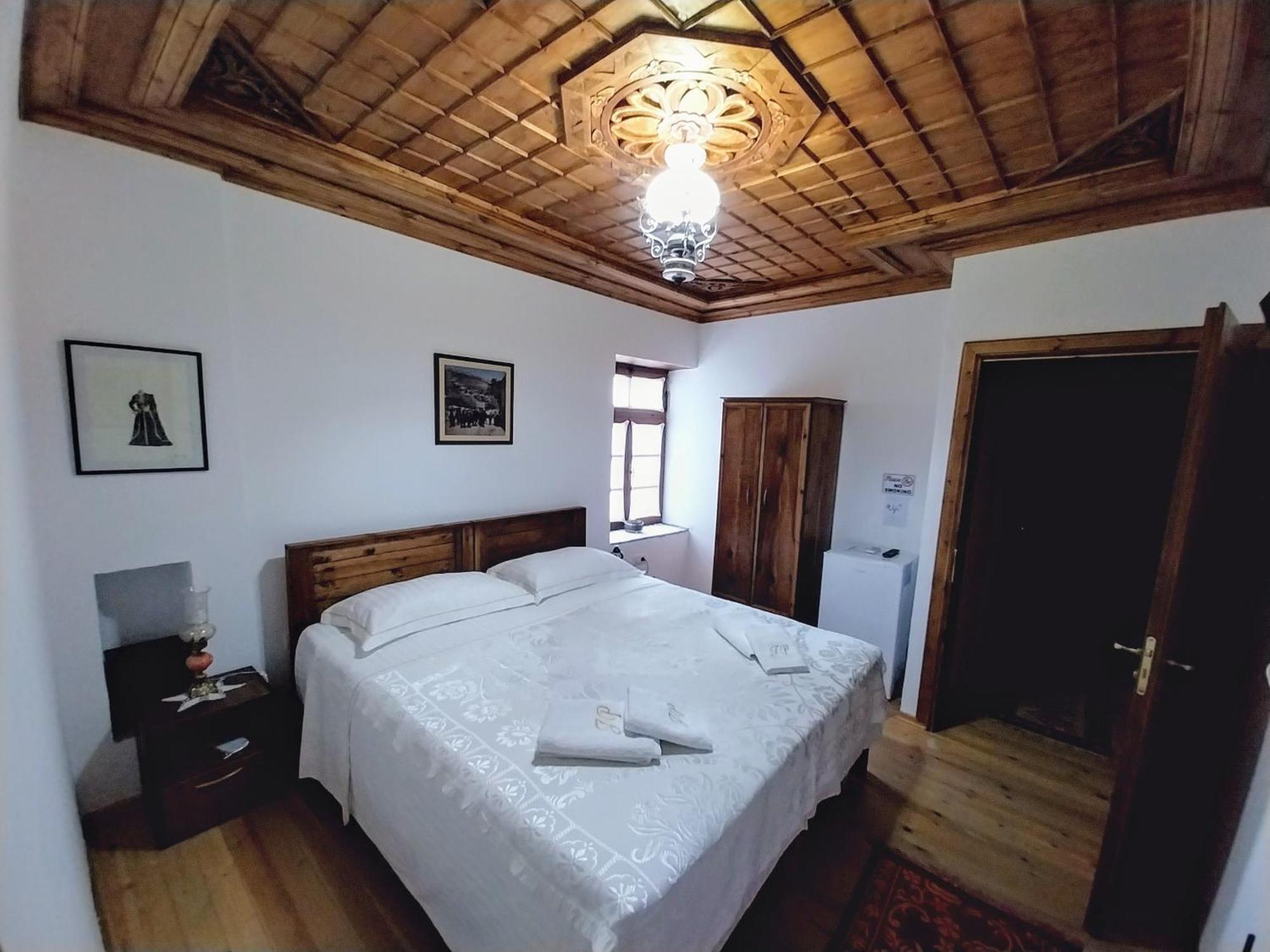 Guest House J.Prifti ベラト エクステリア 写真